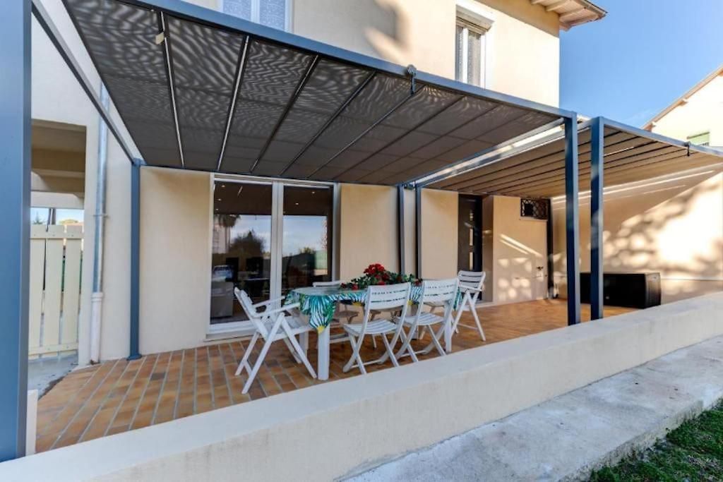 Maison 6 Personnes Avec Jardin Et Parking Privé Nice