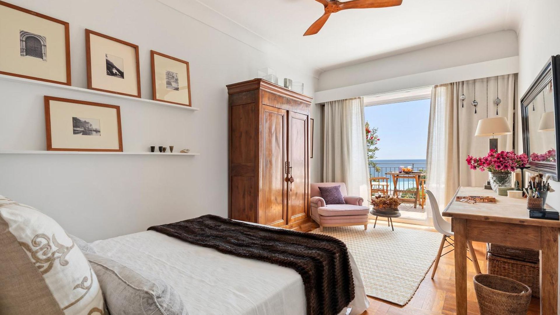 Apartment Unique Sea View Apartment, Center, 100m2 *