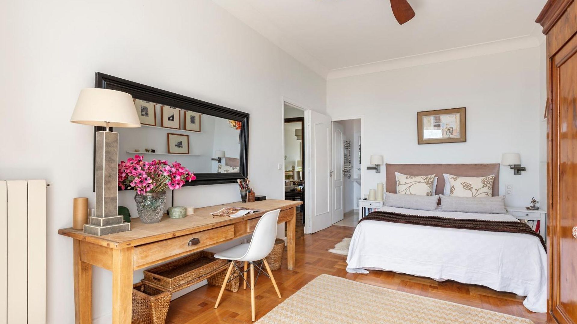 Unique Sea View Apartment, Center, 100m2
