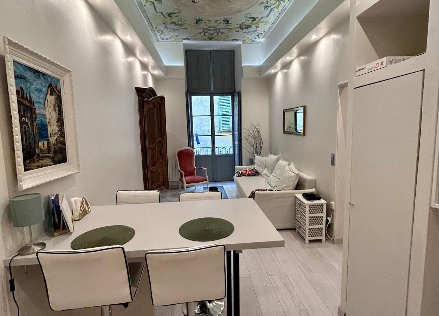 Luxury In The Heart Of Old Town Nice. Nice