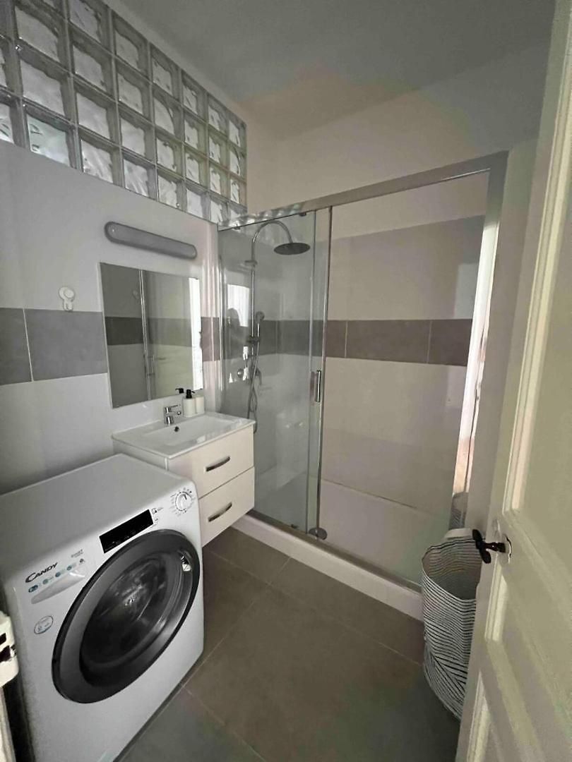 Appartement Port Nice: Very 3 Nice