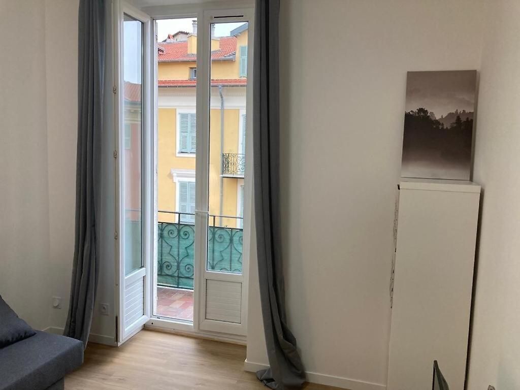 Port Nice: Very 3 Appartement *