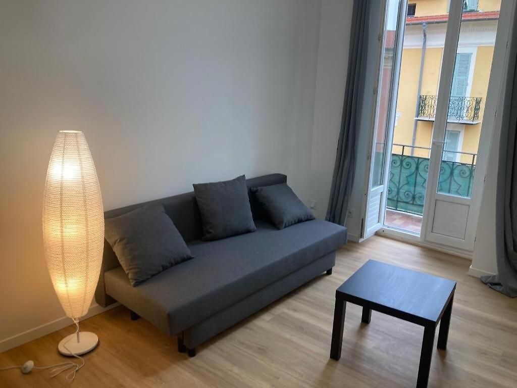 Port Nice: Very 3 Appartement Nice