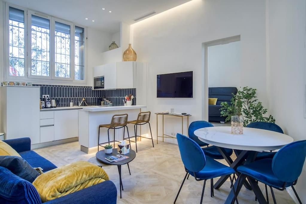 4 Stars Palais Hermitage, 5 Pers, Ac, Full Confort Apartment *