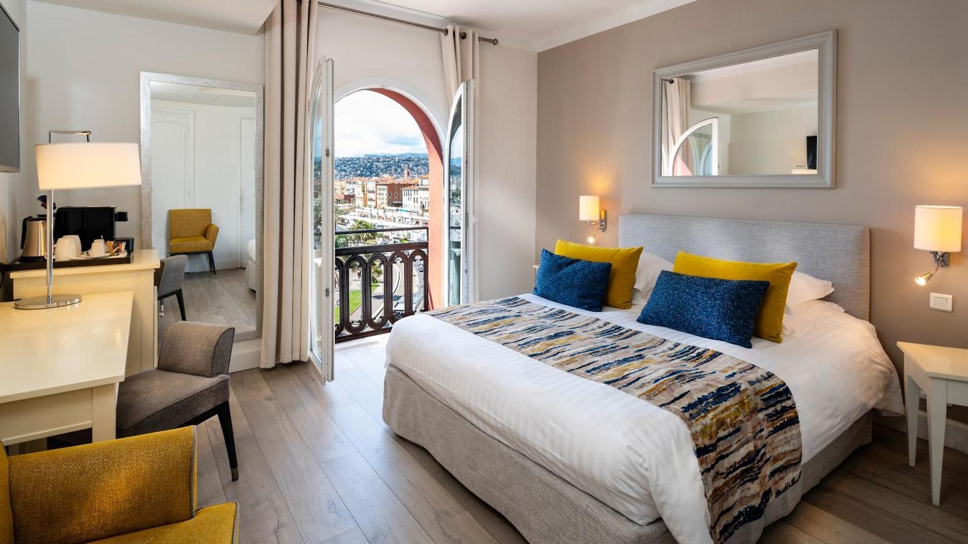 Hotel Suisse