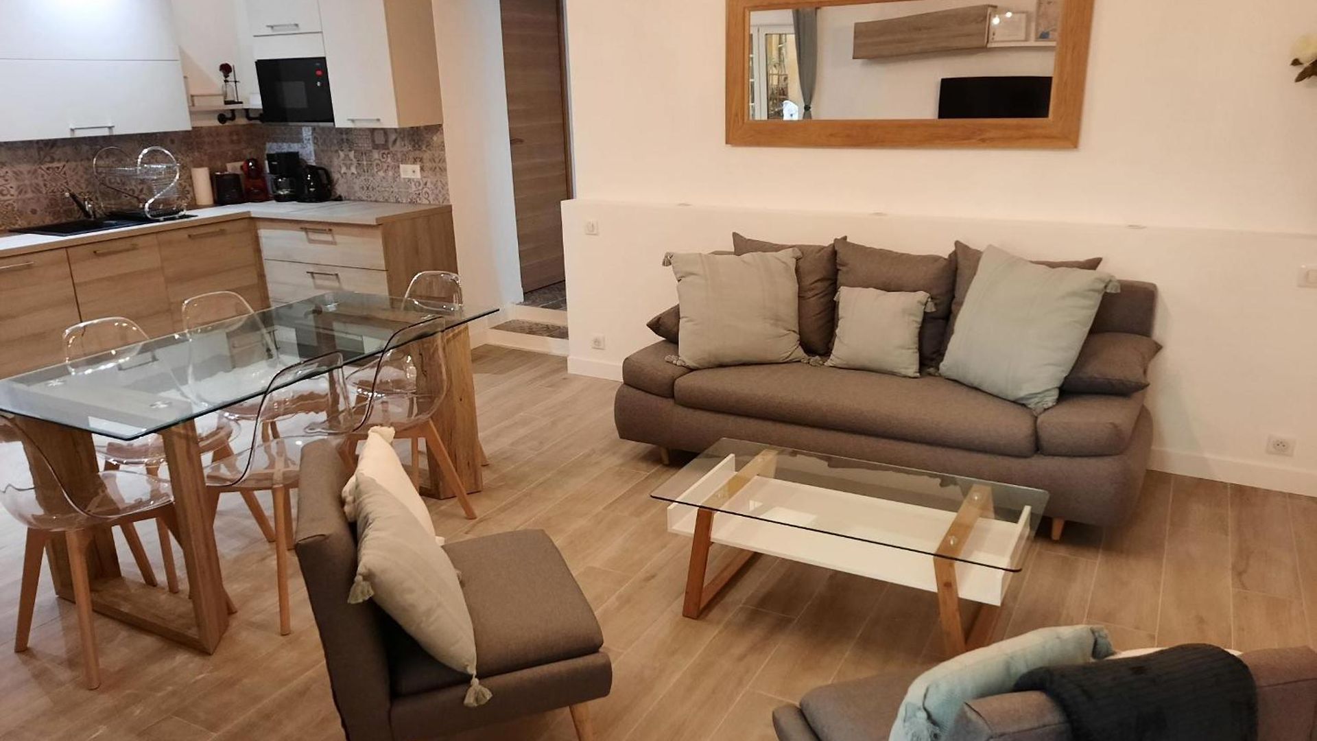 Appartement Beautiful Old Town Flat, Near The
