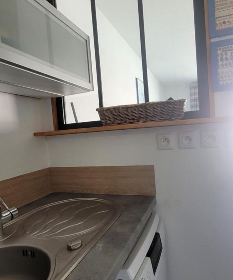 Pretty Flat, 100m Promenade In City Center *