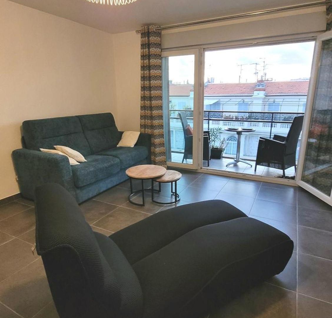 Apartment Pretty Flat, 100m Promenade In City Center *