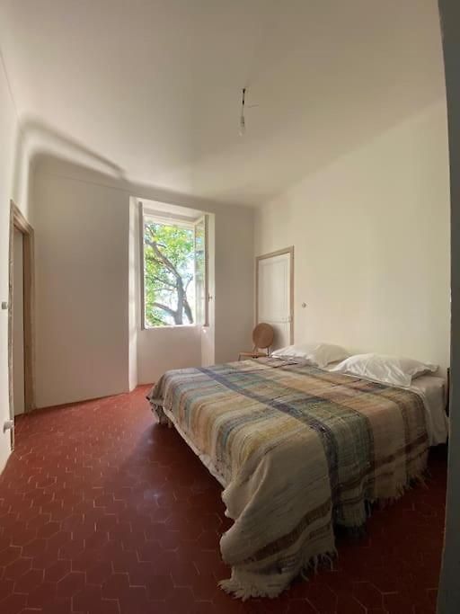 Maison De Charme Dans Les Collines Niçoises *