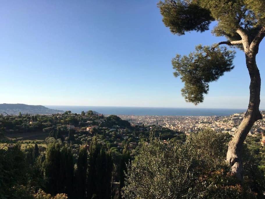 Maison De Charme Dans Les Collines Niçoises Hébergement de vacances Nice