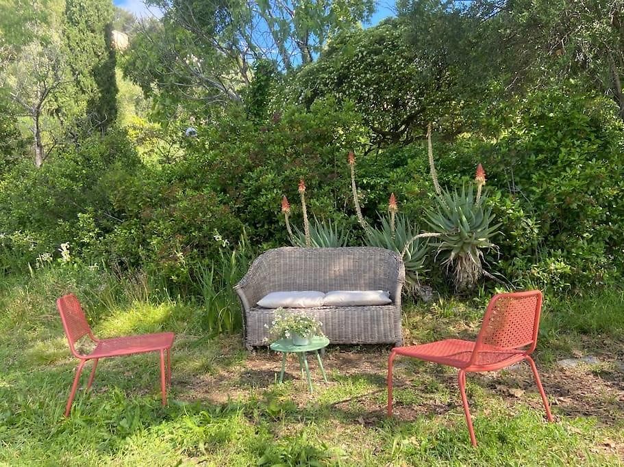 Maison De Charme Dans Les Collines Niçoises Hébergement de vacances *