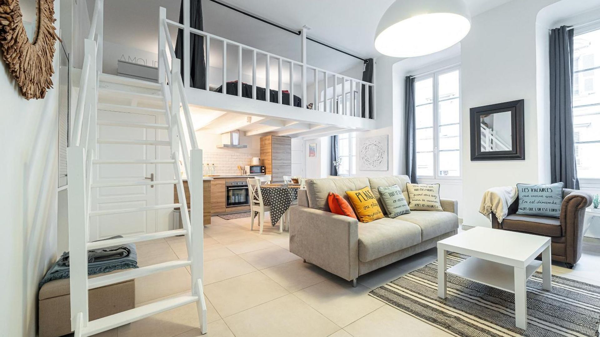 Apartment La Petite Chaise Bleue Classe 3 Etoiles