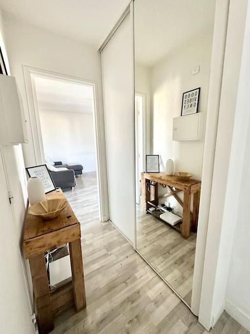 Joli 2 Pieces - Proche Aeroport - Terrasse Vue * Nice