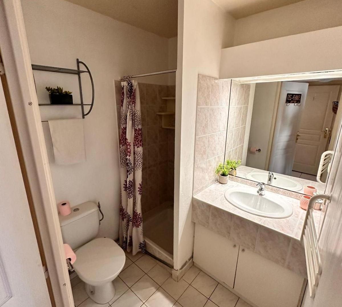 Des Domes Fshh Appartement