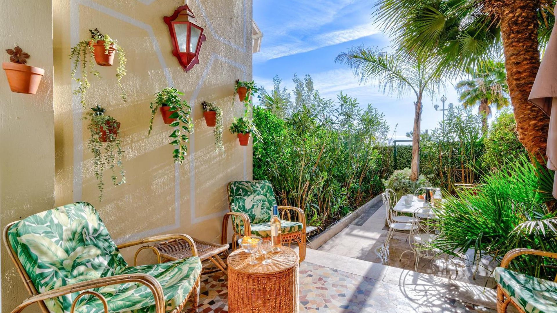 Promenade Des - 2 - Jardin Appartement *
