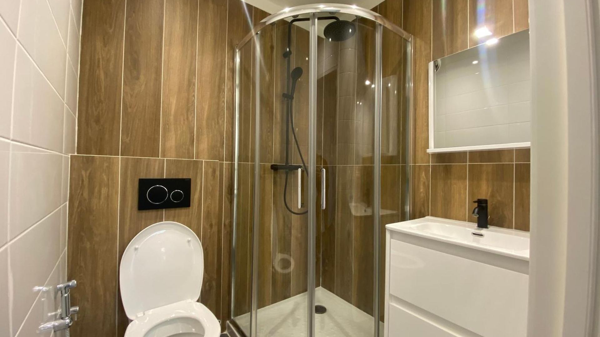 Le Cedre Bleu Apartment *