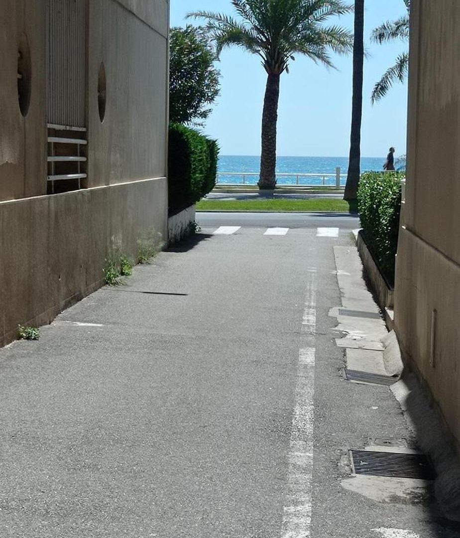 Bel - à 50 M Appartement *