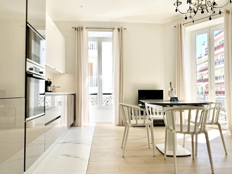 Apartment Luxuriously Furnished Bright Newly Renovated Oasis