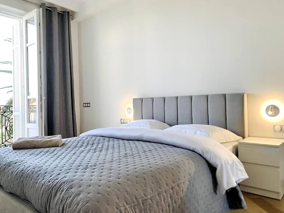 Bright, Newly Renovated Appartement Nice