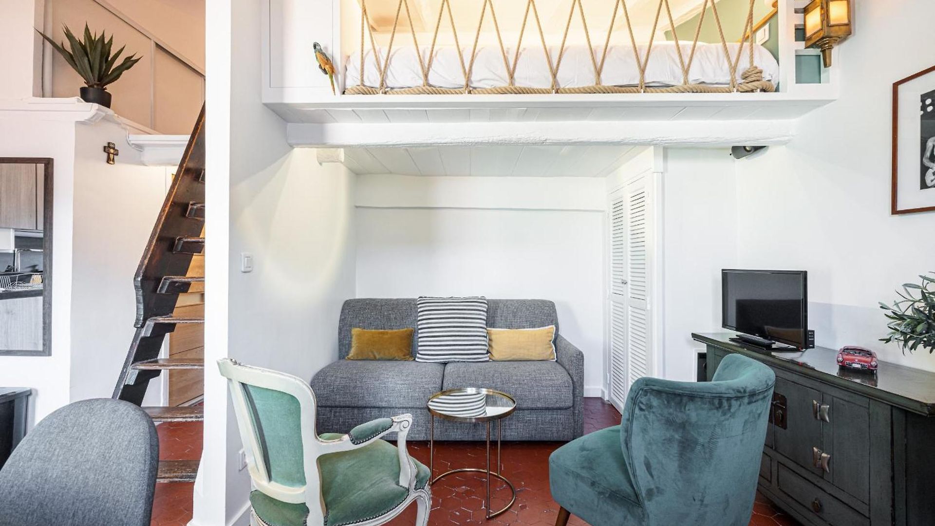 Charming Old Town Appartement *