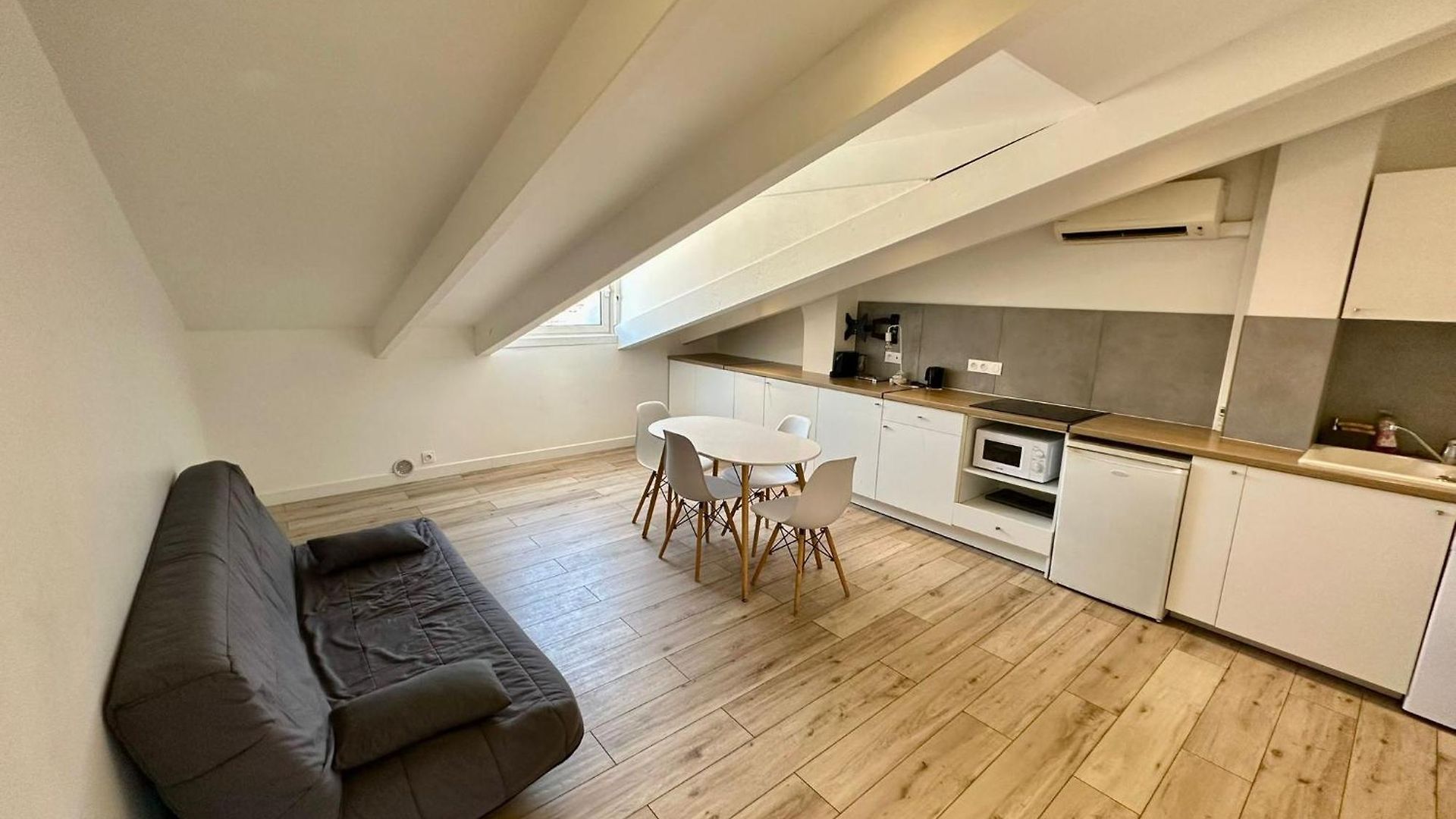 à Meyerbeer * Nice