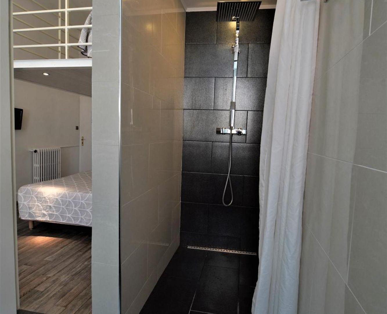 Hotel Cresp 2*