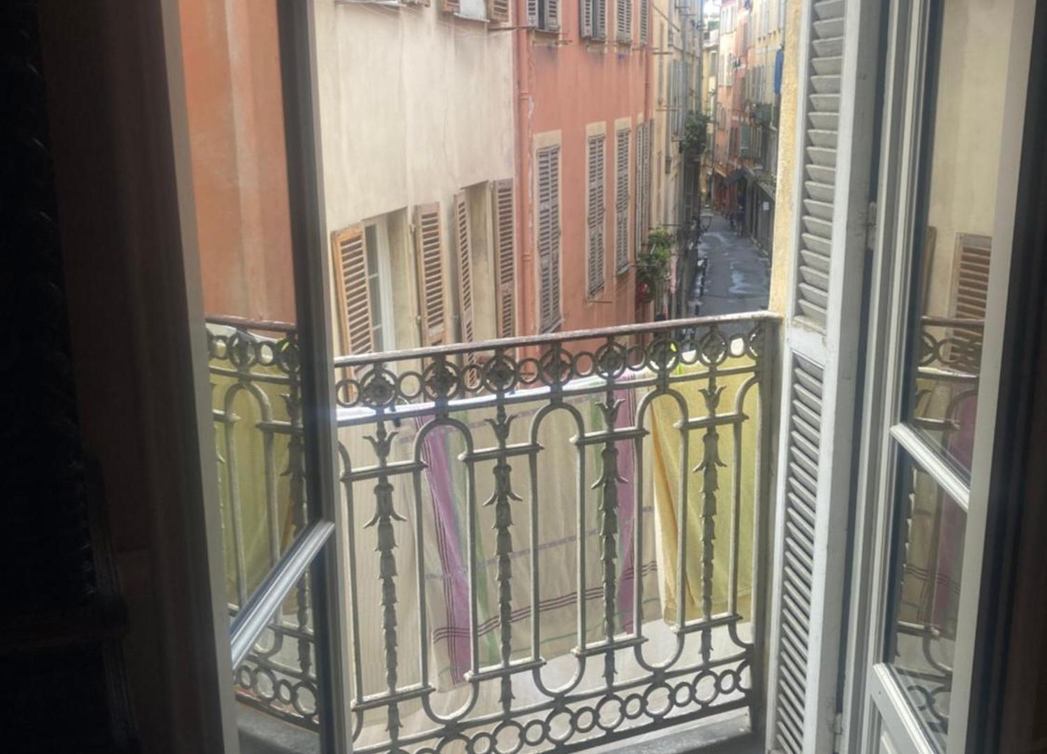 Appartement Dans Le Vieux-nice *