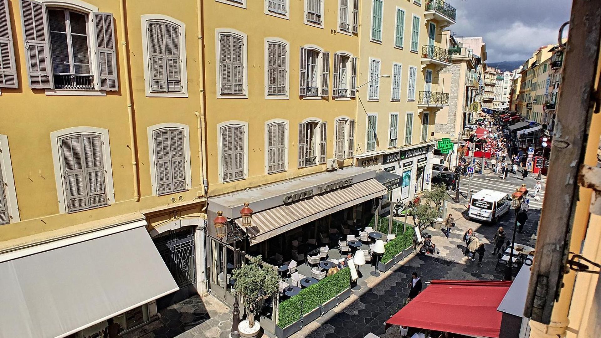 Nestor&jeeves - Red Touch - - Close Sea Appartement