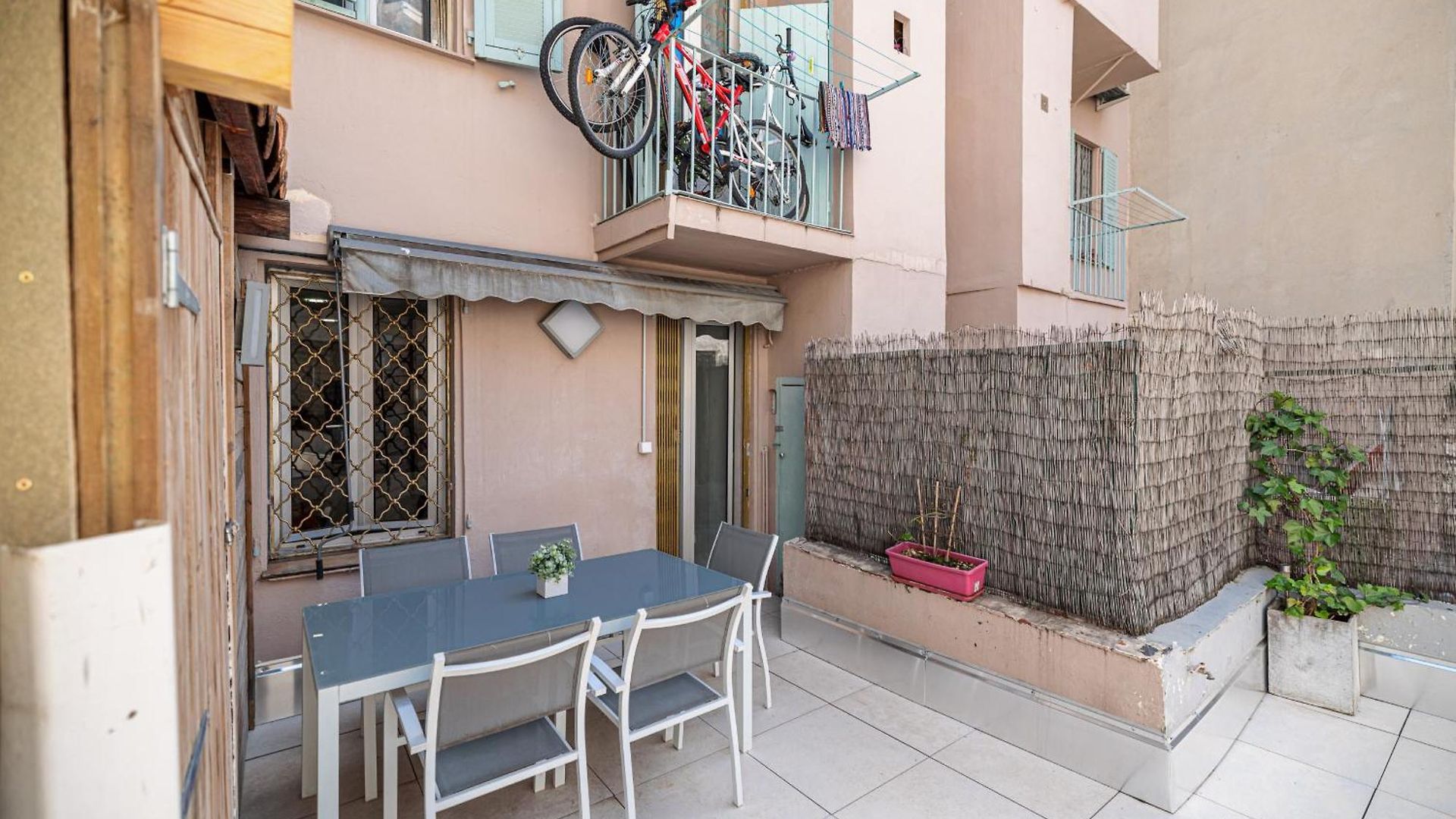 Amazing 3 Bdrs And Garden Place Du Pin Parking ! Apartment *