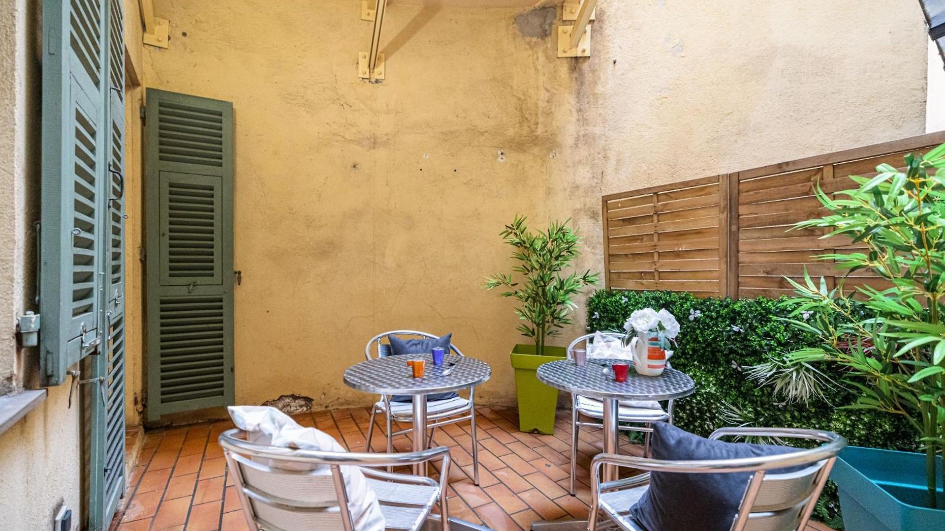 Large One Bedroom Flat In The Old Town Appartement *