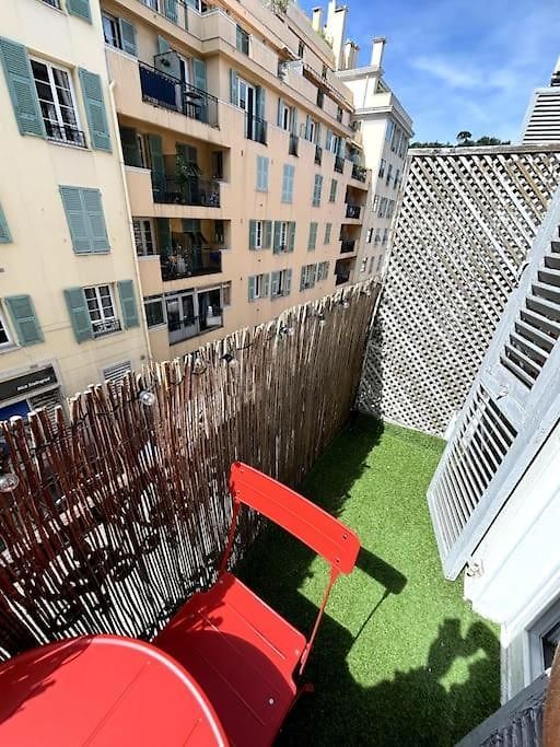 Vue Sur Le Port Lympia Charmant Studio Apartment