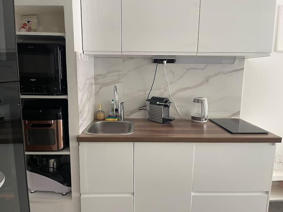 Apartment A 3mn De La Promenade Des