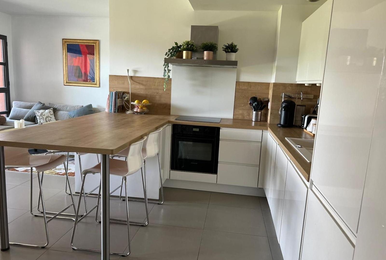 Apartment Joli 3 Pieces Ensoleille Sur Les Hauteurs De *