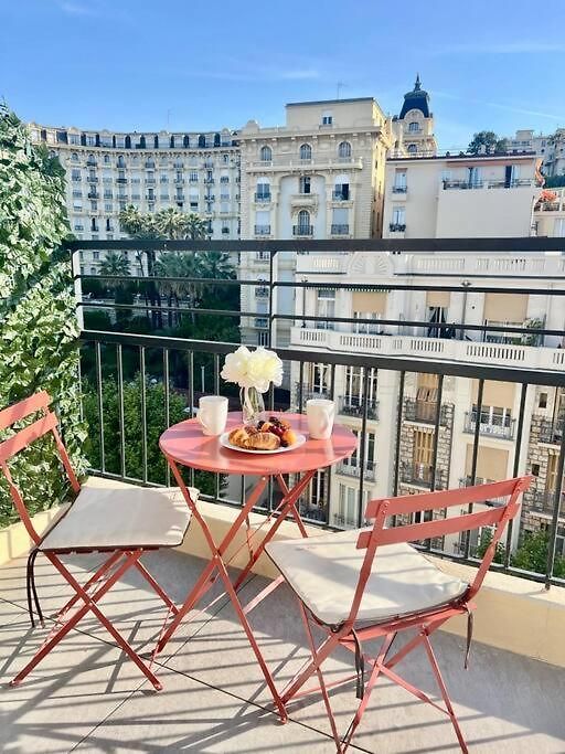 Charming With Terrace *