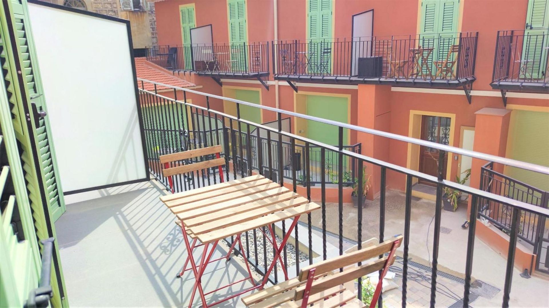 Appartement Centre Delille 19 *