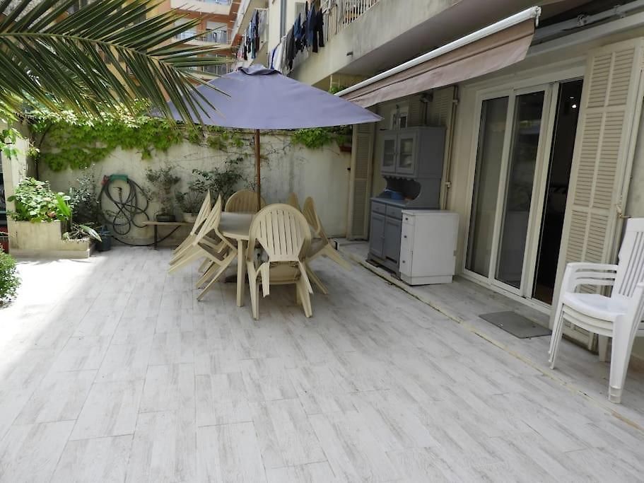 6 Couchages Proche Centre, Grande Terrasse Appartement
