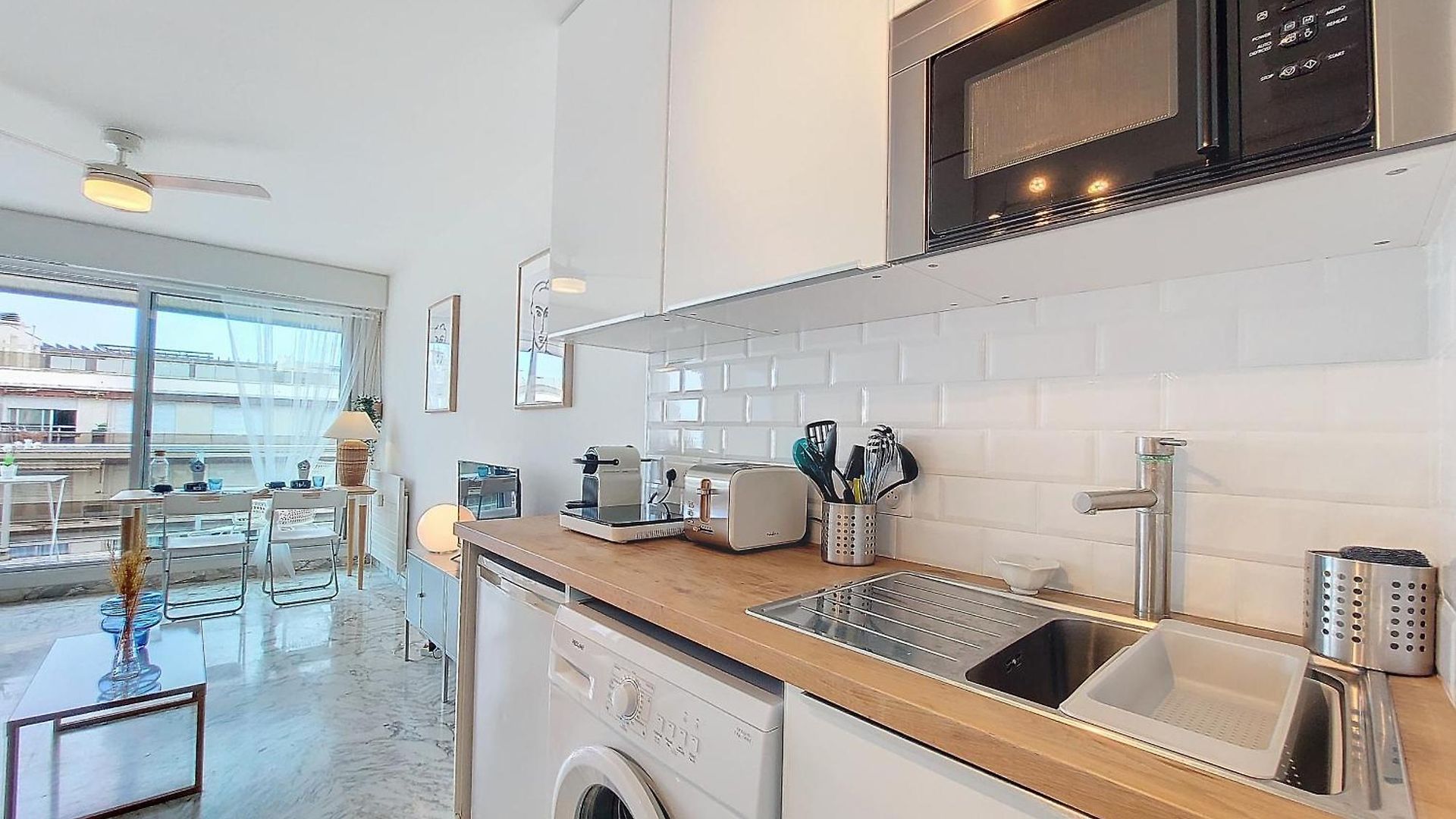 Nestor&jeeves - Lifestyle - Terrace And Sea View