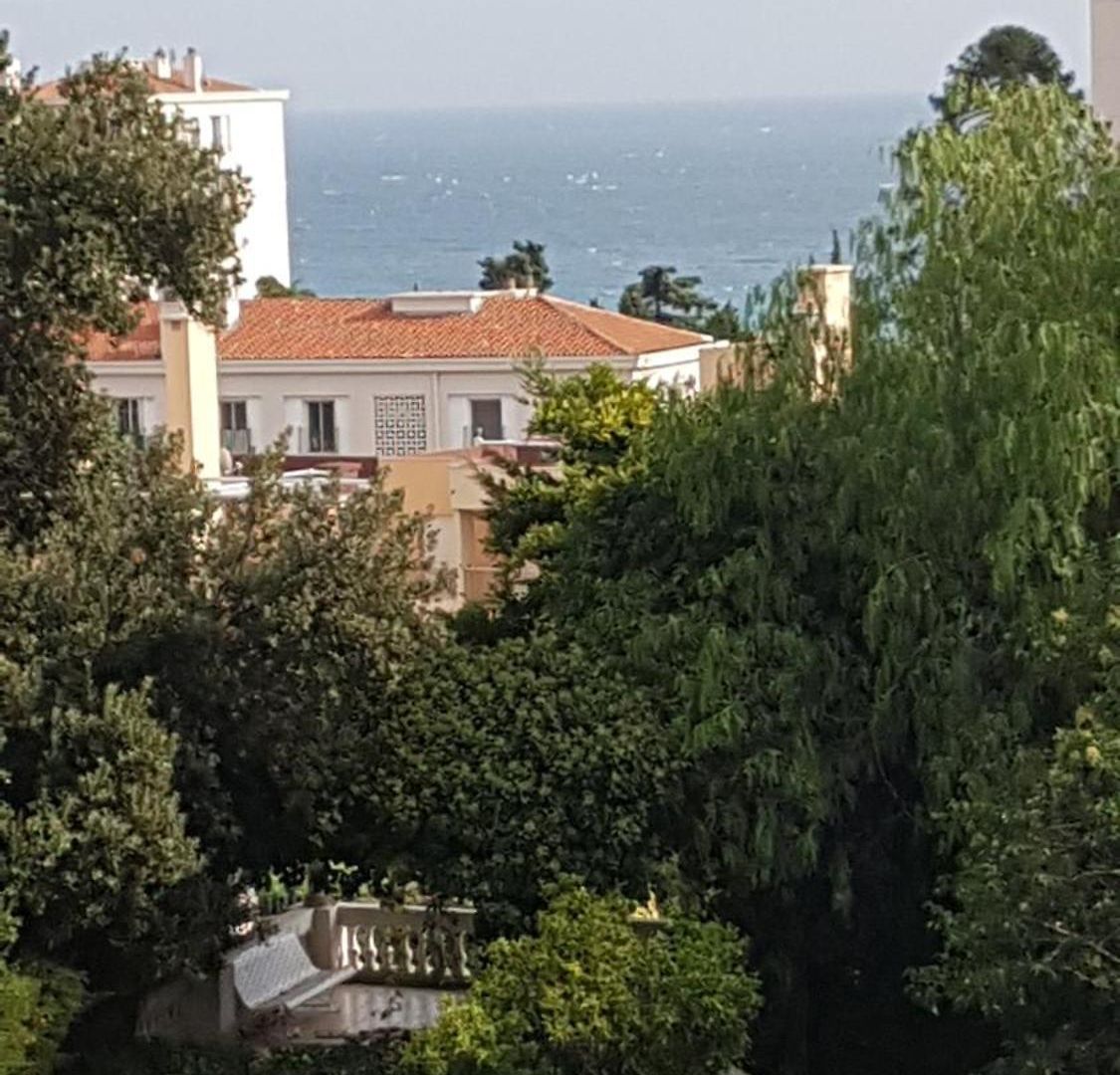 Les Palmiers à 700m De La Appartement *