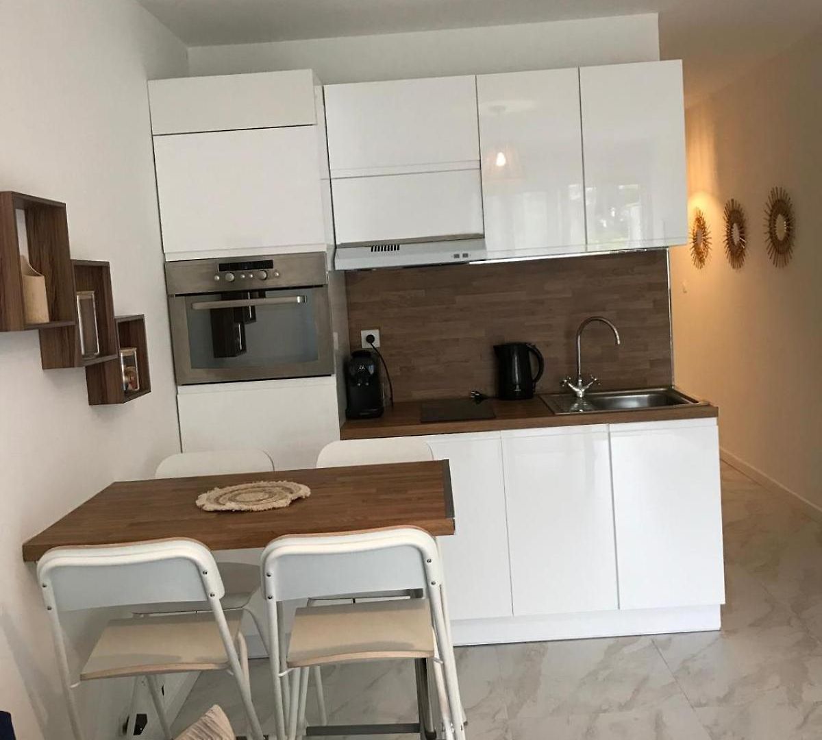 1 Minute De La Promenade Des Appartement *