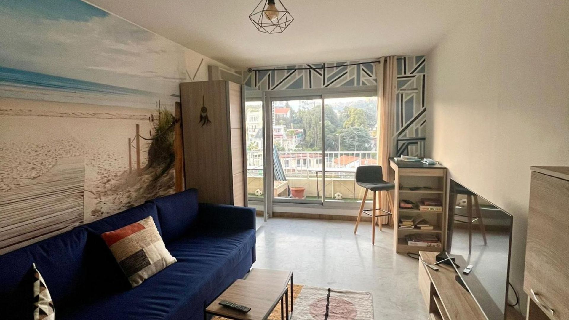 Cozy Near Promenade Nice