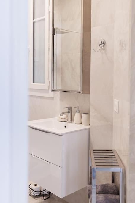 Appartement New Stylish 2 Min From The *