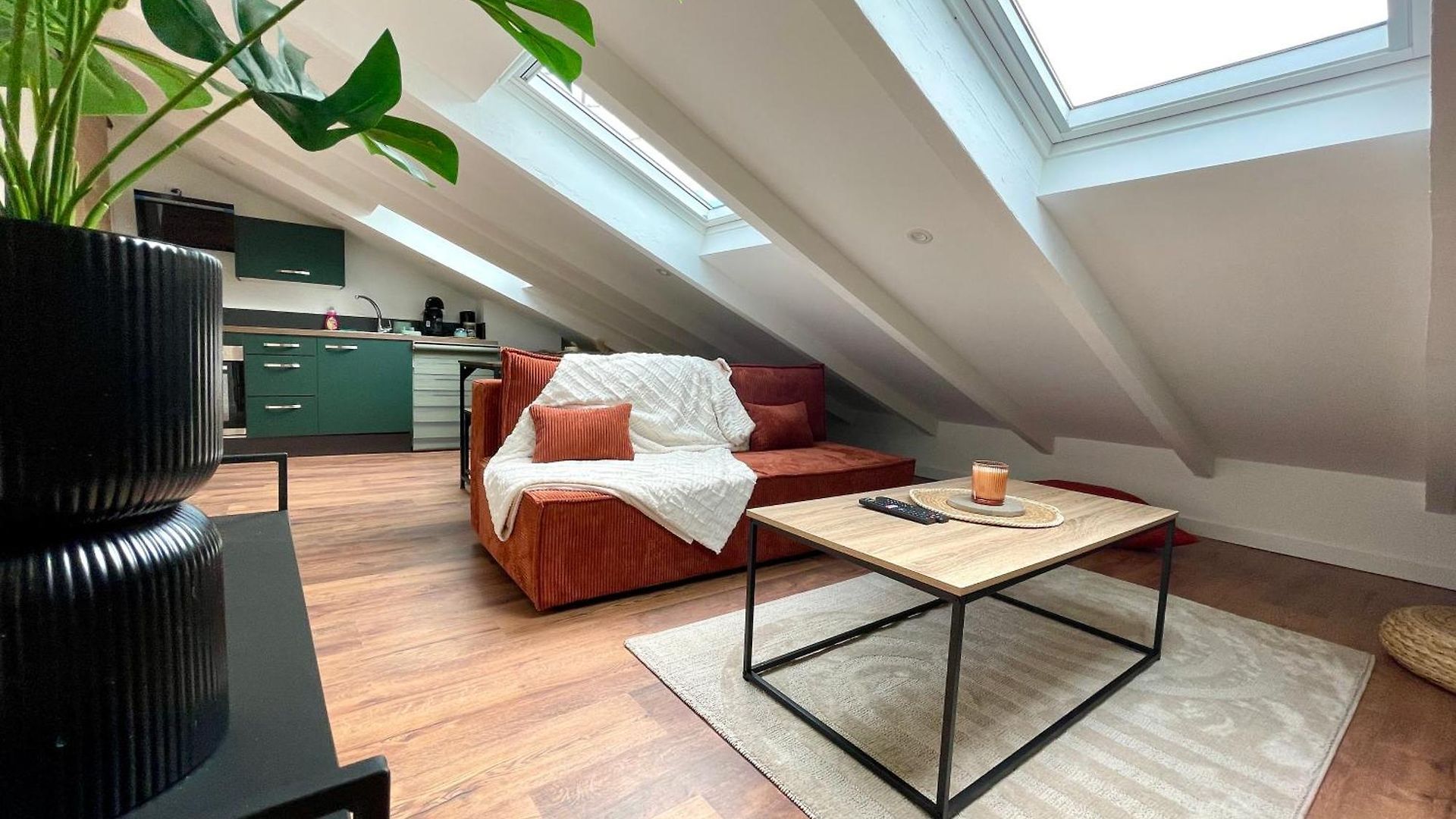 Apartment 2 Pieces Port De