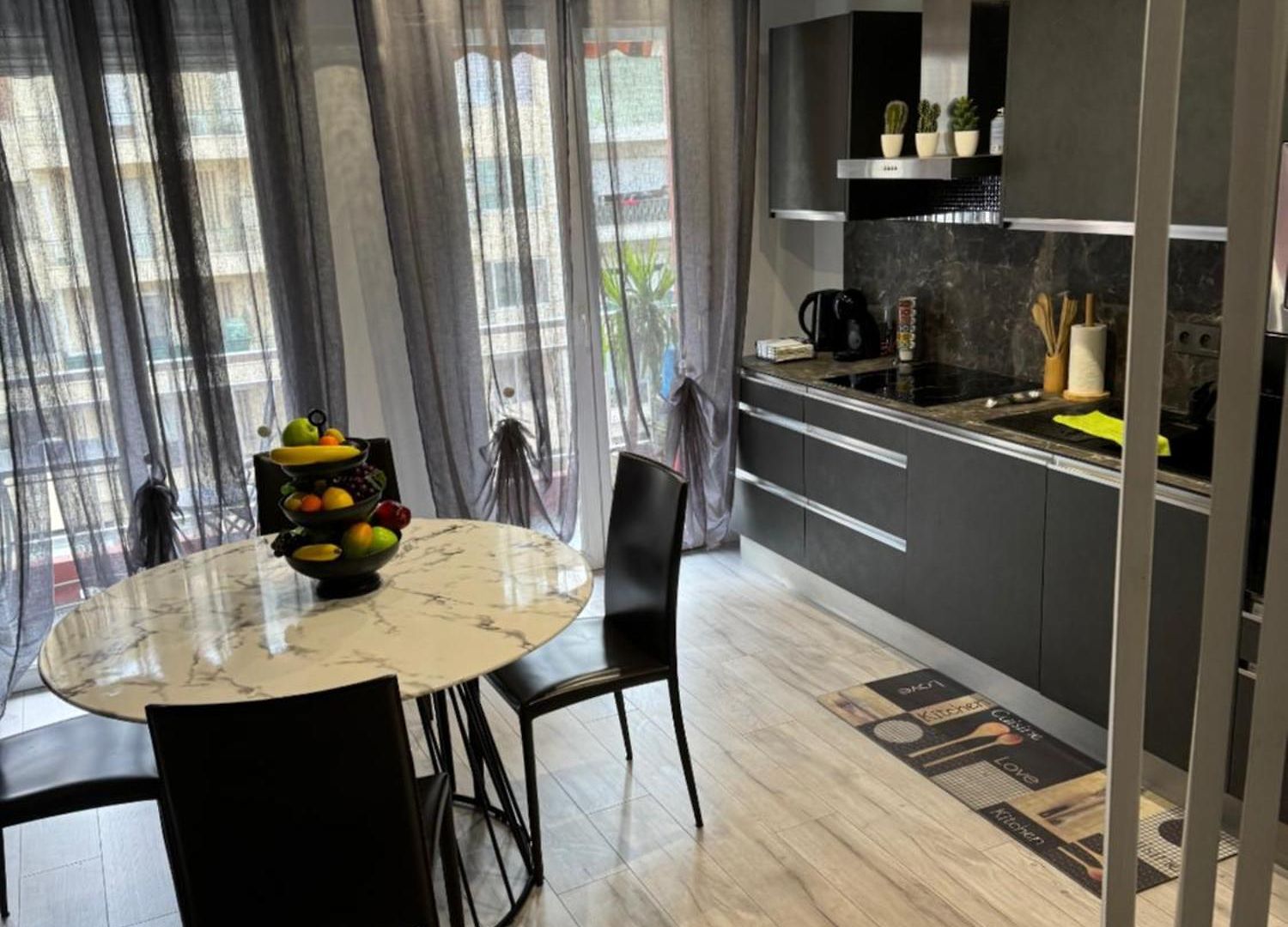 Gorgeous 2 Bedrooms Nice