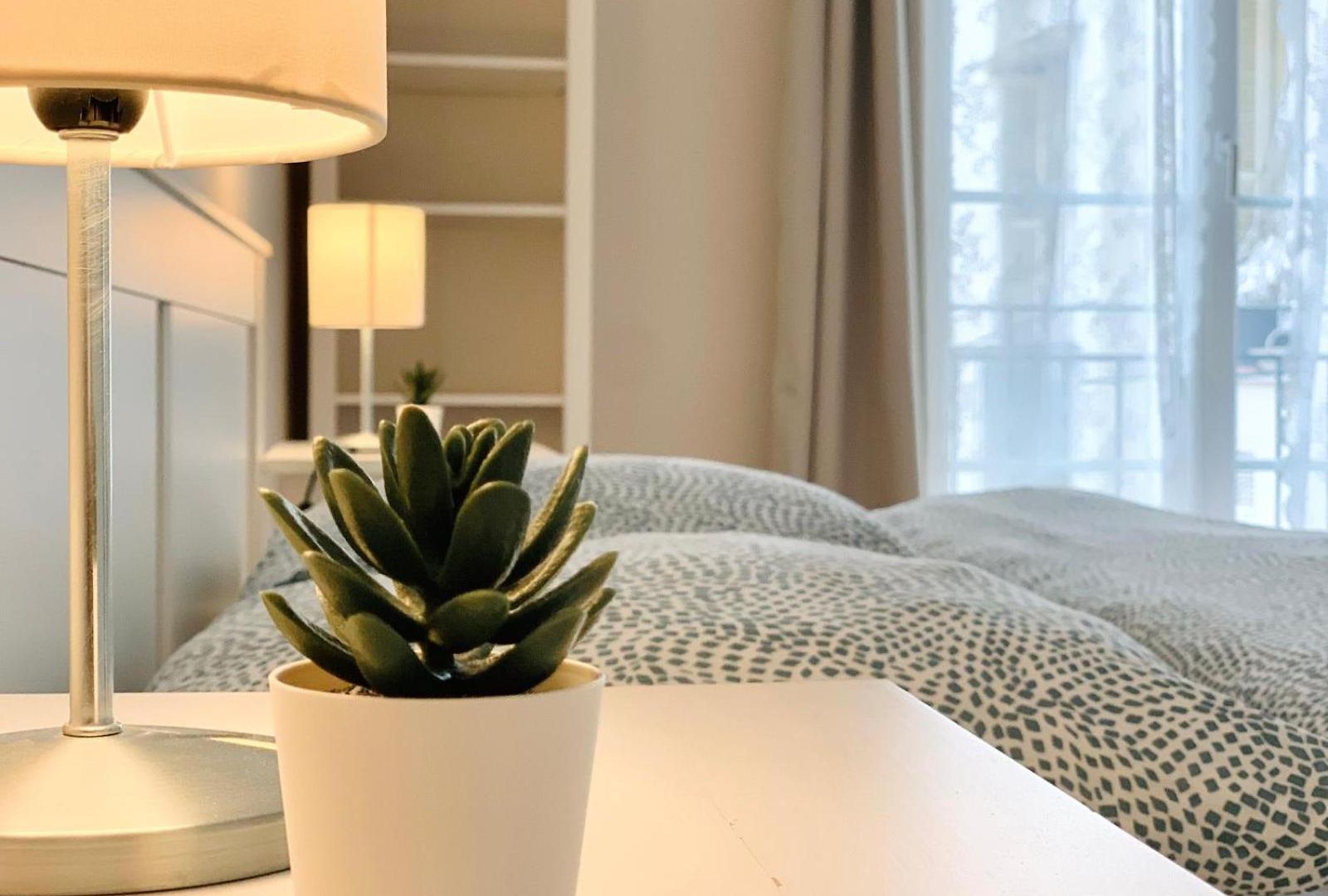 Chic & Spacious Getaway In - 10min To * Nice