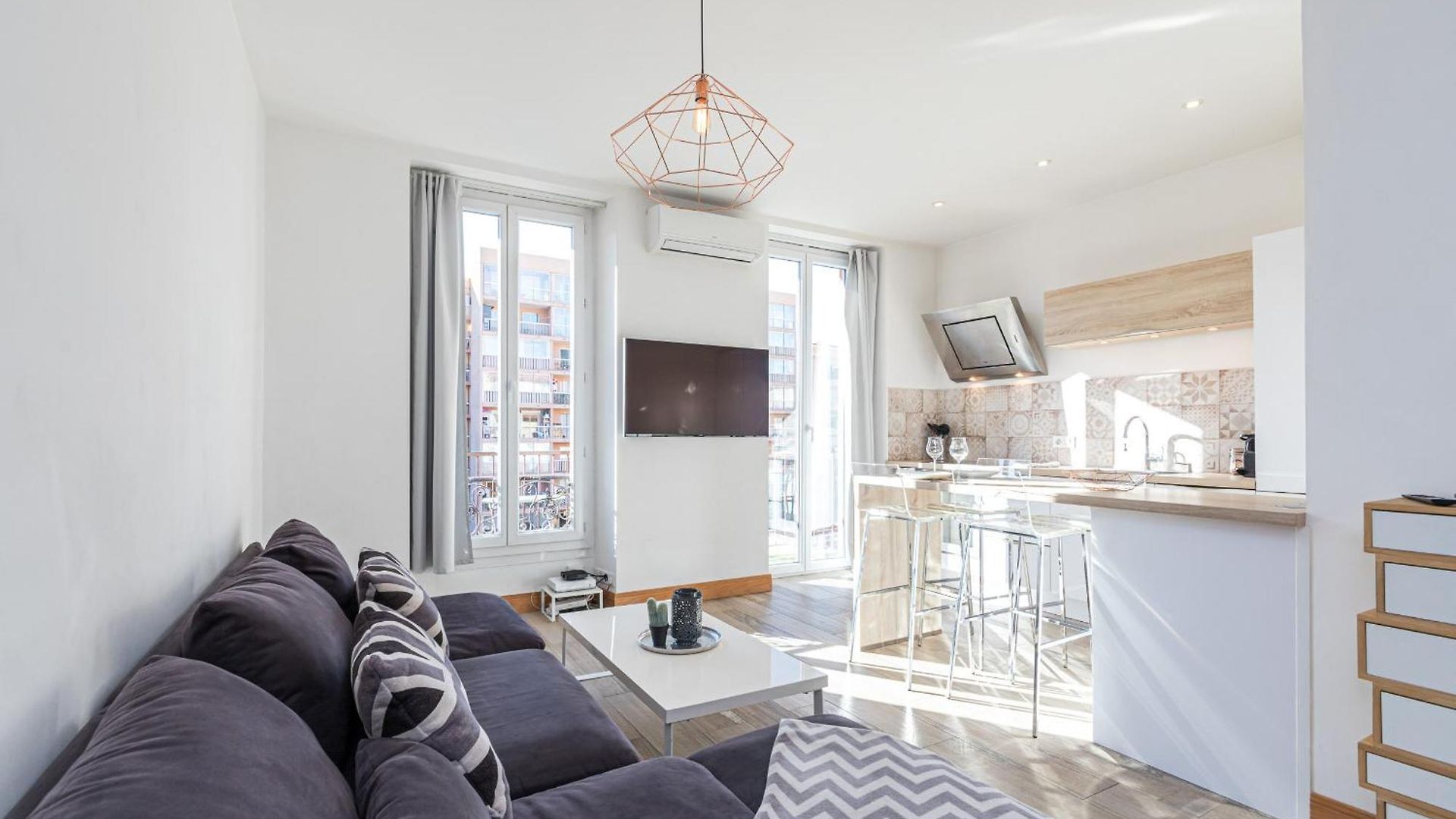 253 Mont Boron - 2p - Balcon Plein Sud - Climatisation Appartement *