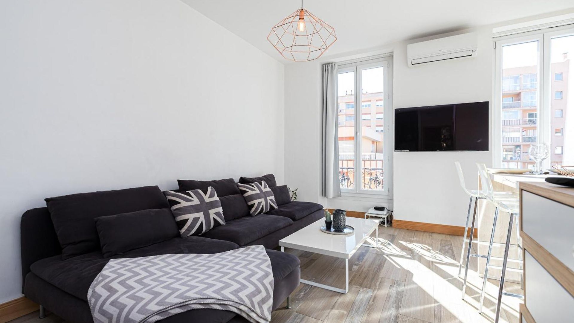 253 Mont Boron - 2p - Balcon Plein Sud - Climatisation Appartement *