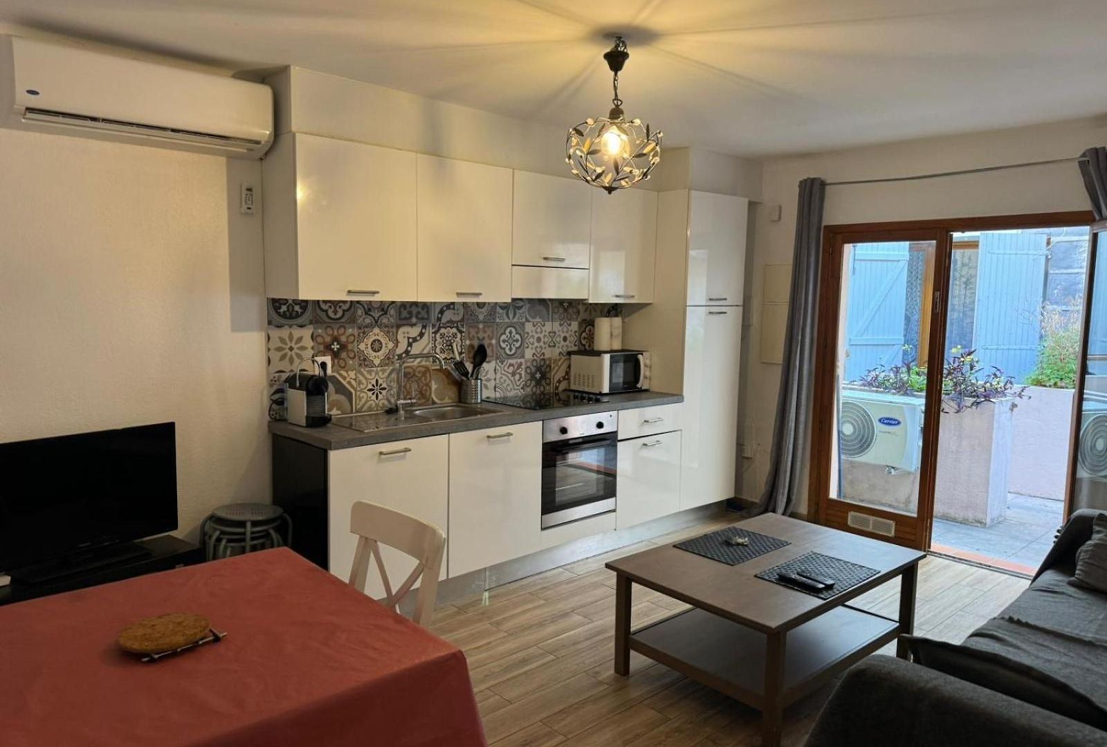 Cosy Poullan, 2-bedroom Apartment, 200 M From The Appartement