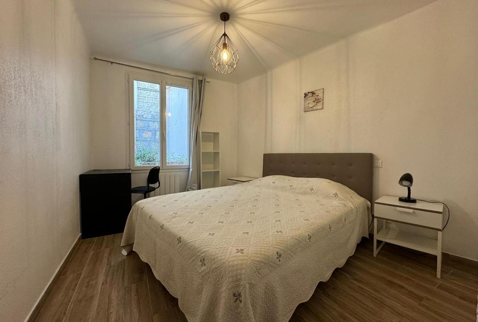 Appartement Cosy Poullan, 2-bedroom Apartment, 200 M From The Nice