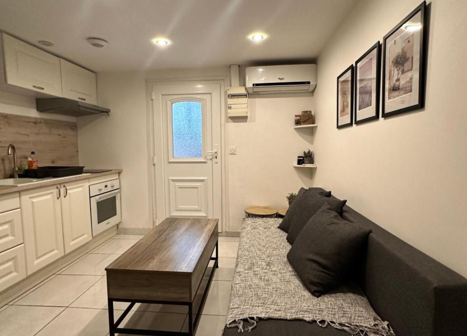 Appartement Jolie Proche Et Aéroport Salon Avec Cuisine Nice