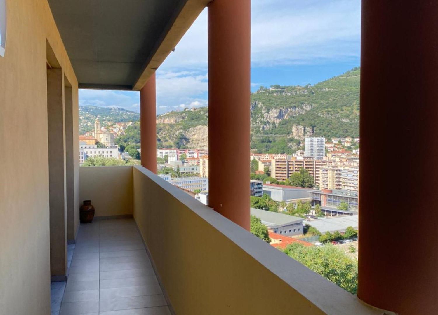 02 Vue Panoramique -wifi- Parking Prive -climatisation *